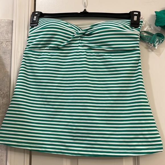 Mossimo ladies two piece bathing suit - Picture 2 of 10